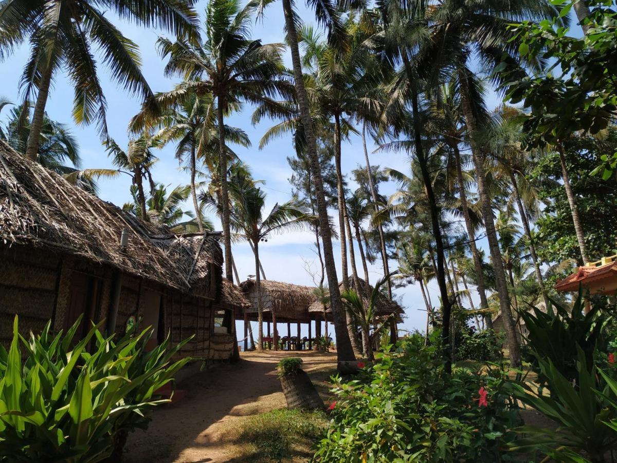 Sukriti Beach Resort Varkala Exteriér fotografie